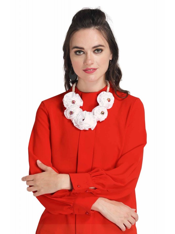 Caressa By Zenitex White Satin Lycra Cotton Thread Necklace With Wooden Beads